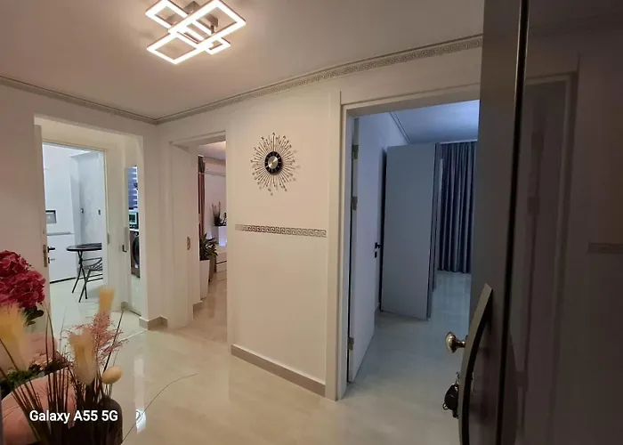 Apartment La Dolce Casa & Center I Balcony I Netflix Bucharest