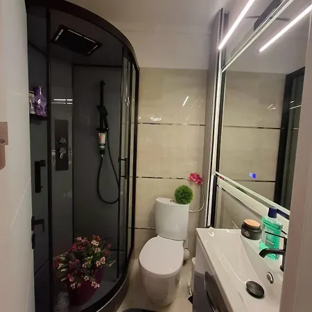 La Dolce Casa & Center I Balcony I Netflix