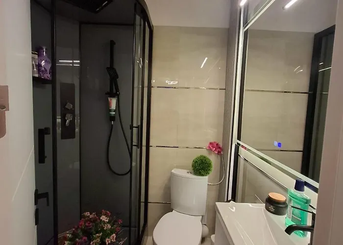 La Dolce Casa & Center I Balcony I Netflix