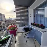 Апартаменти La Dolce Casa & Center I Balcony I Netflix