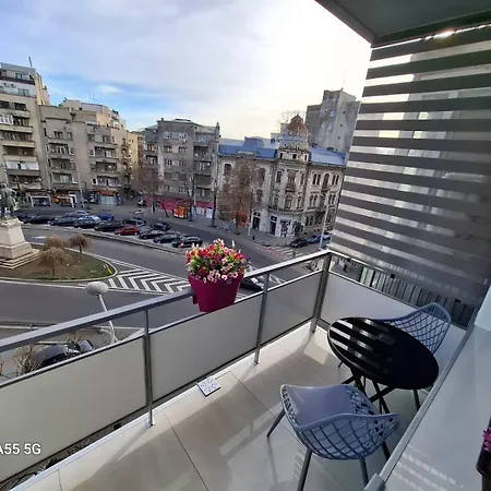 La Dolce Casa & Center I Balcony I Netflix ブカレスト